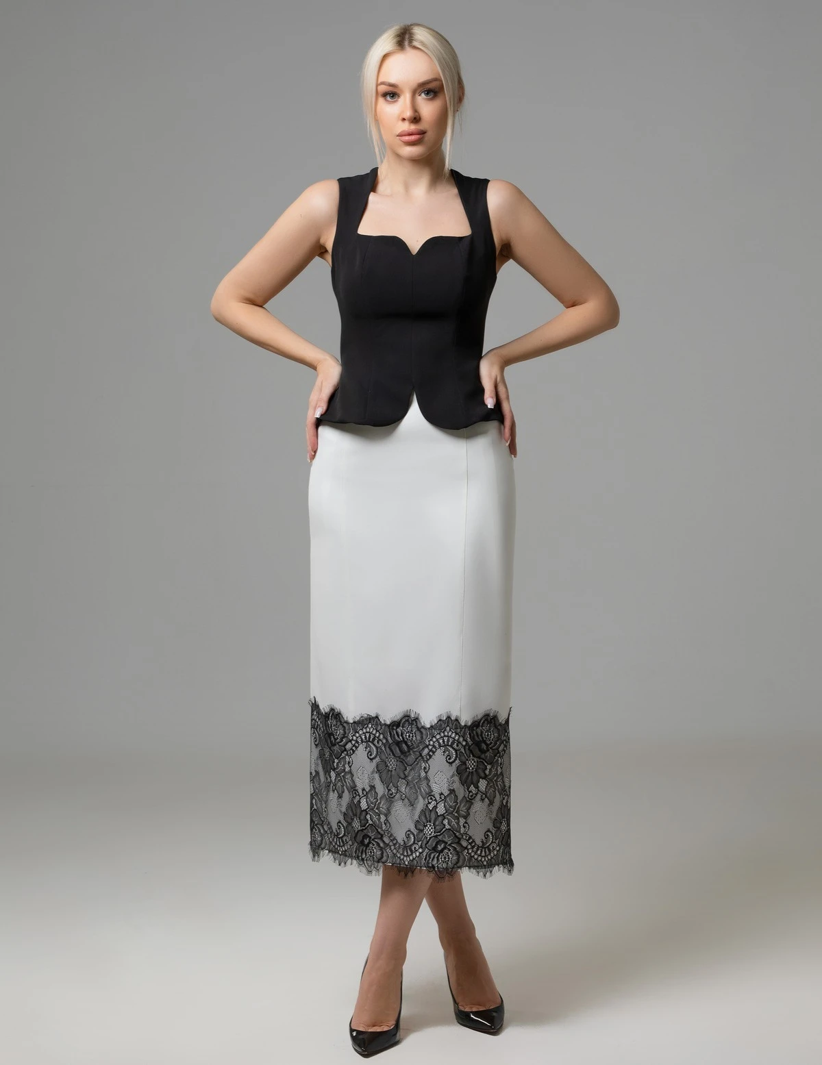 CLASSIC SKIRT WITH SHANTI TULLE
