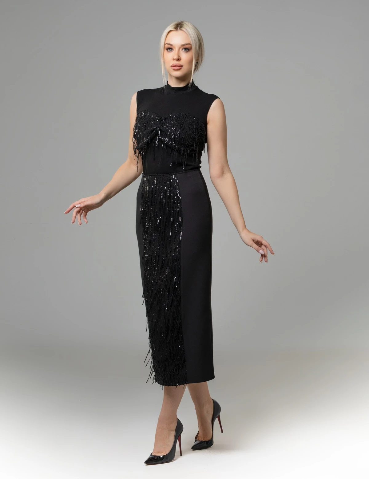 SKIRT WITH SHINY SEQUIN DETAIL